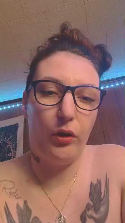 FrankieFire_7 live cam on Cam4