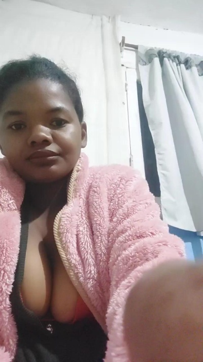 Franziaaa live cam on Cam4