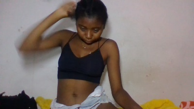 Franziaaa live cam on Cam4