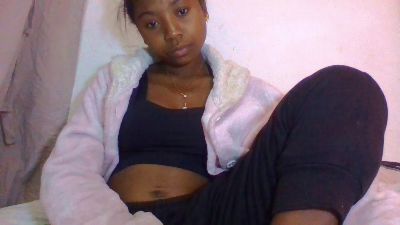 Franziaaa live cam on Cam4