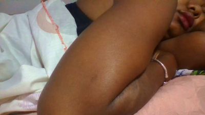 Franziaaa live cam on Cam4