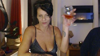 free sex chatroom Frau Nina