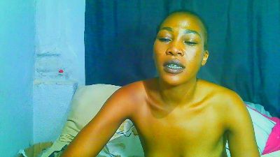 Freakynaughtxx live cam on Cam4