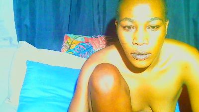 Freakynaughtxx live cam on Cam4
