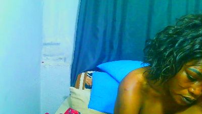 Freakynaughtxx live cam on Cam4