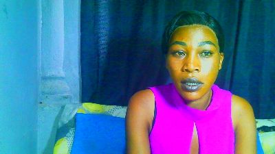 Freakynaughtxx live cam on Cam4