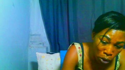 Freakynaughtxx live cam on Cam4