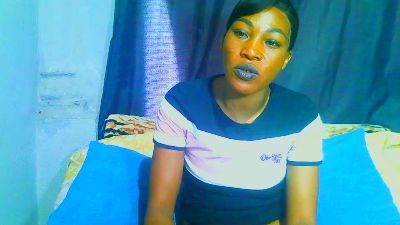 Freakynaughtxx live cam on Cam4