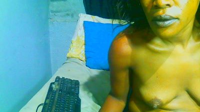 Freakynaughtxx live cam on Cam4