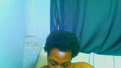 Freakynaughtxx live cam on Cam4