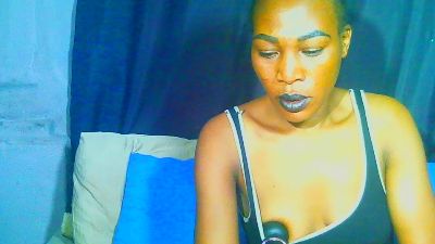 Freakynaughtxx live cam on Cam4