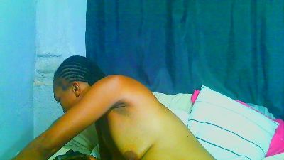Freakynaughtxx live cam on Cam4