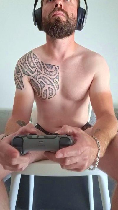 Fred5_6 live cam on Cam4