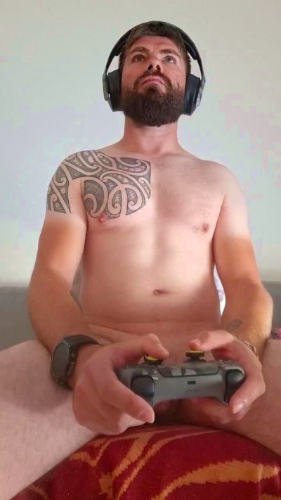 Fred5_6 live cam on Cam4