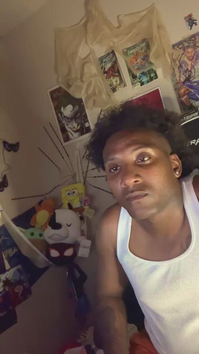 FreebandSolo live cam on Cam4