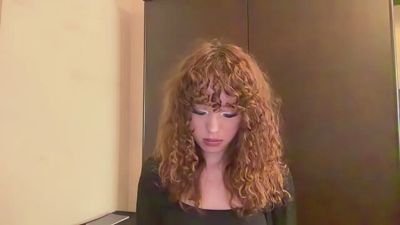 FreedaYegge live cam on Cam4