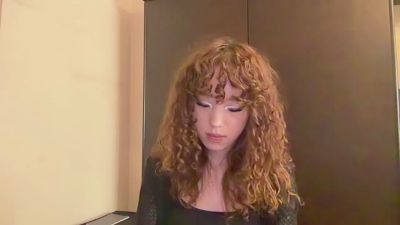 FreedaYegge live cam on Cam4