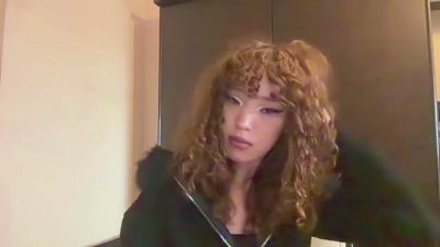 FreedaYegge live cam on Cam4