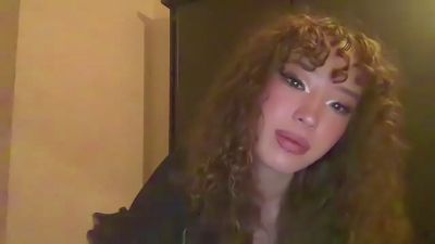 FreedaYegge live cam on Cam4