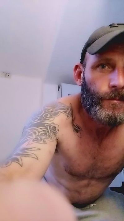 Freemindedguy live cam on Cam4