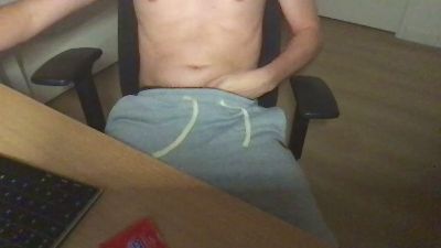 FrenchBoy270 live cam on Cam4