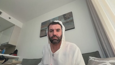 FrenchHetero live cam on Cam4