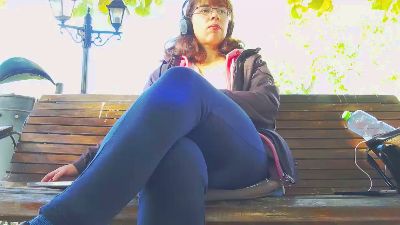 French_Claire25 live cam on Cam4