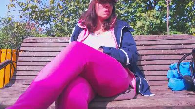 French_Claire25 live cam on Cam4