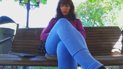 French_Claire25 live cam on Cam4