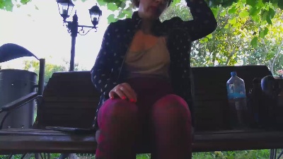 French_Claire25 live cam on Cam4