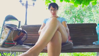 French_Claire25 live cam on Cam4