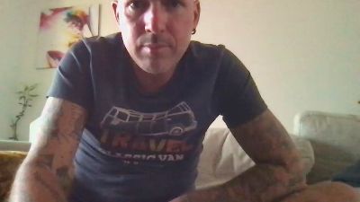 Frenchy4You live cam on Cam4