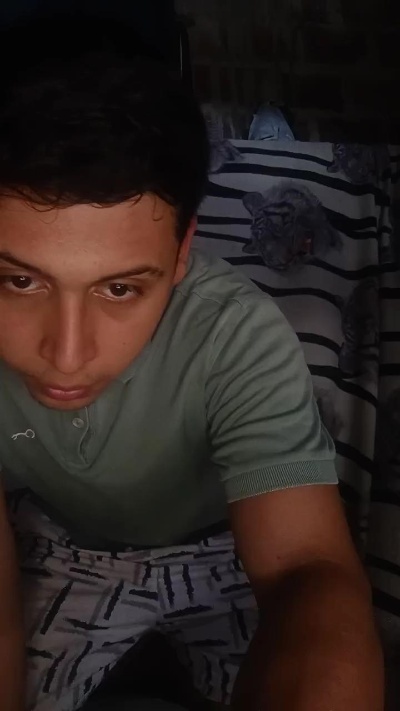 FreshGYMBOY live cam on Cam4