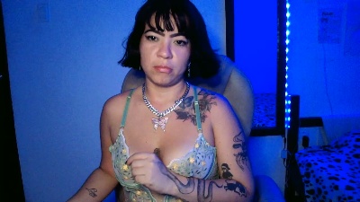 Fresiita_1 live cam on Cam4