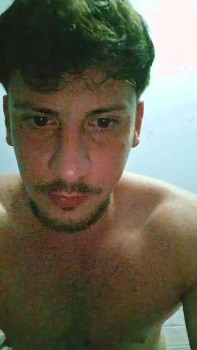 Friend999 live cam on Cam4