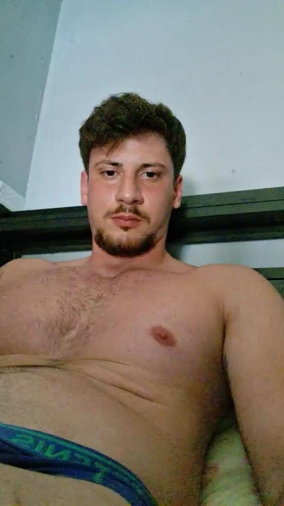 Friend999 live cam on Cam4