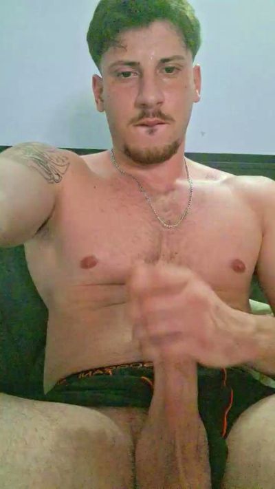 Friend999 live cam on Cam4