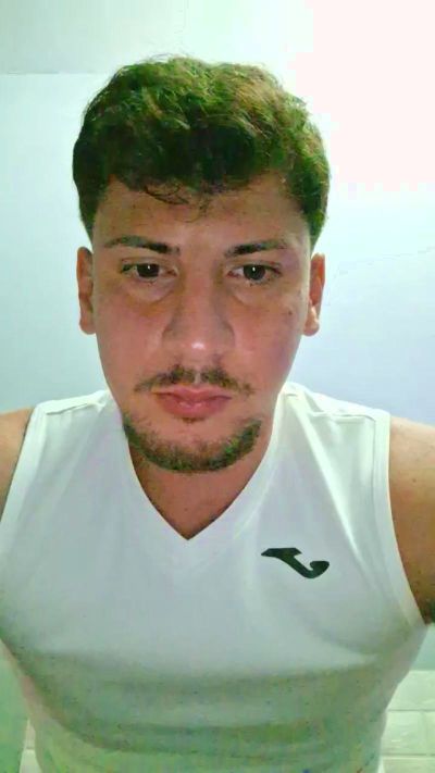 Friend999 live cam on Cam4