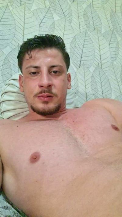 Friend999 live cam on Cam4