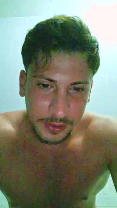 Friend999 live cam on Cam4