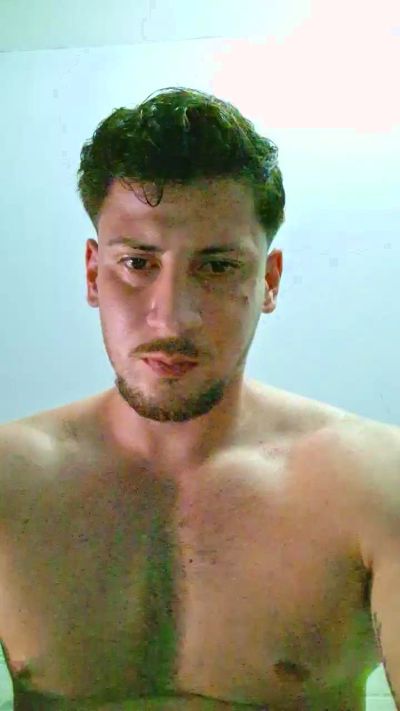 Friend999 live cam on Cam4