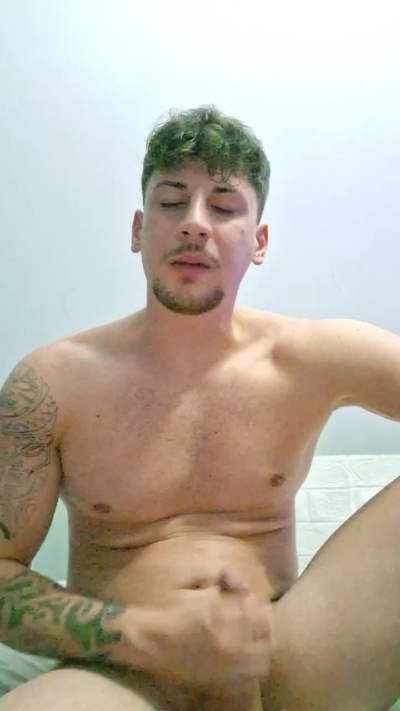 Friend999 live cam on Cam4