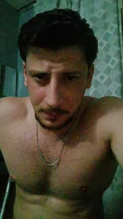 Friend999 live cam on Cam4