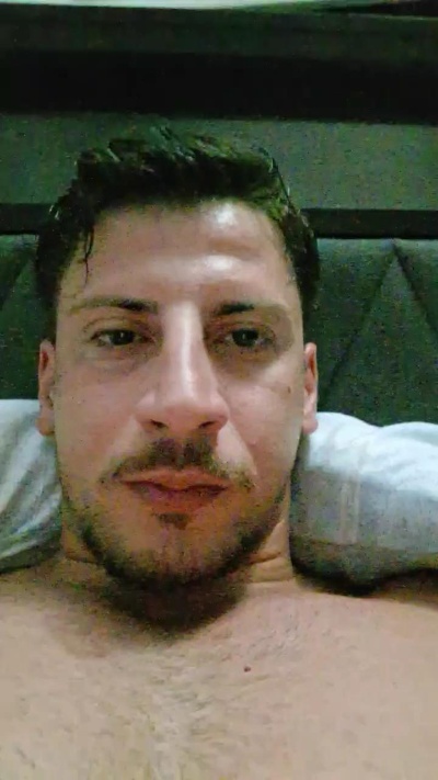 Friend999 live cam on Cam4