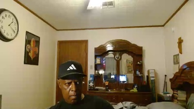 Friendlyguy3 live cam on Cam4