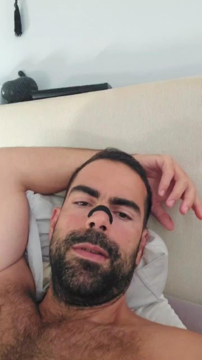 Frikaros live cam on Cam4