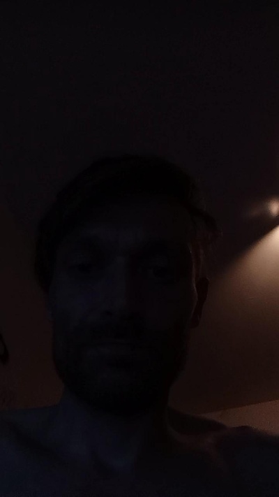 Frodofuck4201 live cam on Cam4
