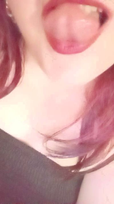 Fruta_prohibida live cam on Cam4