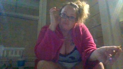 FuckYeaxX69 live cam on Cam4