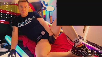 Fucthebitch live cam on Cam4